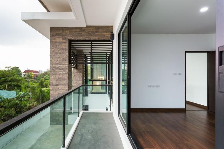 Builders Red Hill